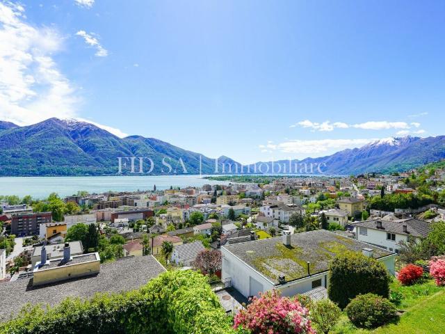Single family house with 8 rooms on sale in Minusio 218 m² | dreamo. Ch
