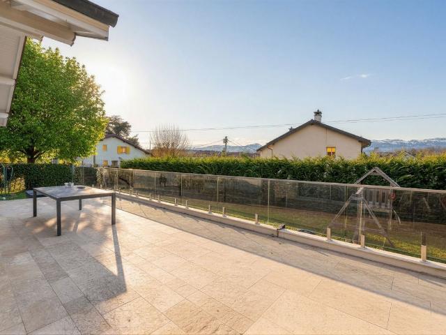 Single family house with 8 rooms on sale in Genthod 302 m² | dreamo. Ch