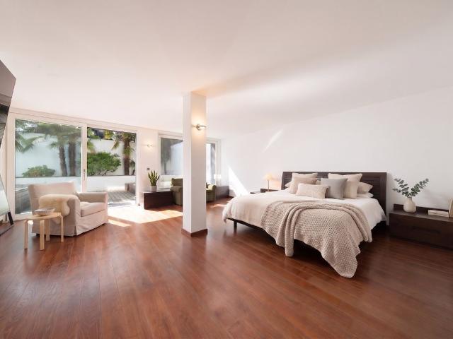 Single family house with 8 rooms on sale in La Conversion 440 m² | dreamo. Ch