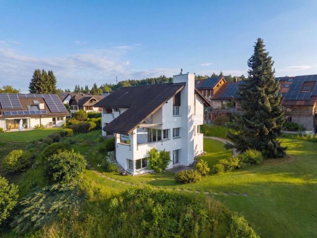 Single family house with 8 rooms on sale in St. Gallen 280 m² | dreamo. Ch