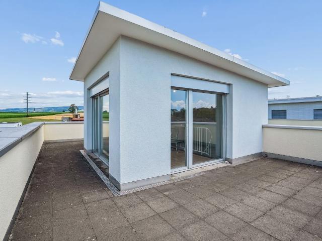 Single family house with 8 rooms on sale in Urswil 198 m² | dreamo. Ch