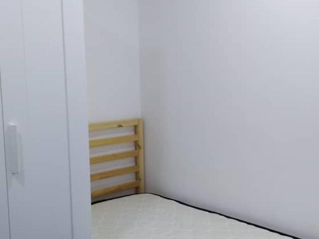 Single Female Muslim Room Cyberjaya