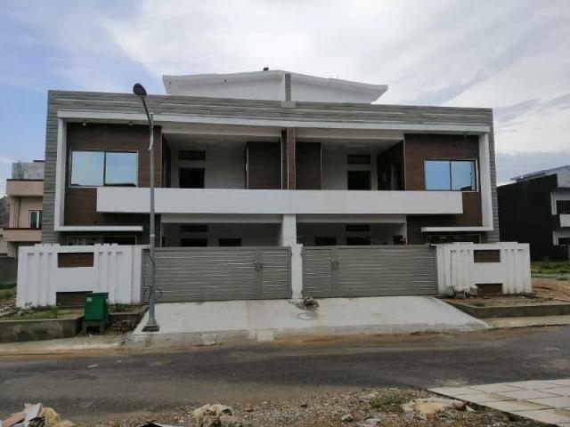 Single or duplex 30×60 size villas ideal for two families Islamabad B 17 ID 80457