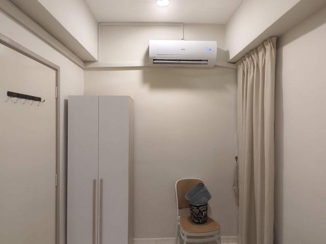 Single or Queen Bedroom Full Furnish at Kelana Puteri | Free WiFi & Water & Common Area Electric