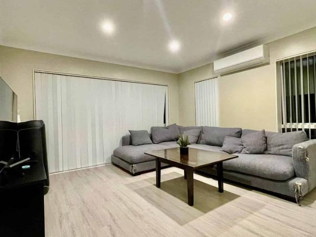 Single Level 4 bedroom home in Flat Bush