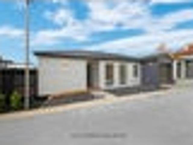 Single Level Living in the Heart of Howick