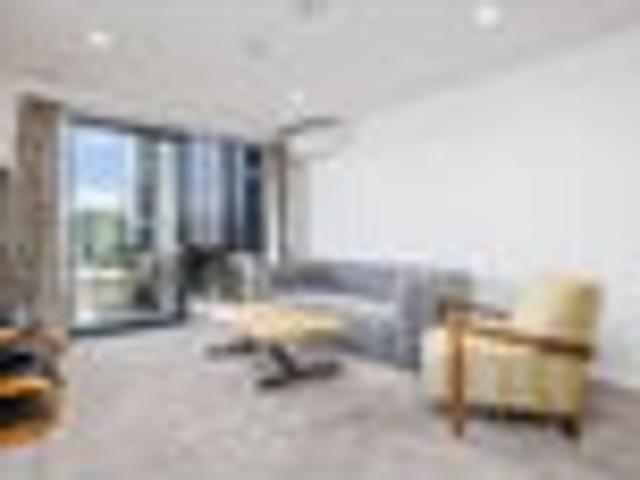 SINGLE LEVEL RESORT STYLE LIVING