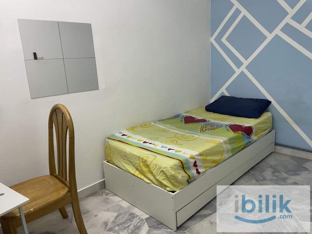 Single male room available near KLCC