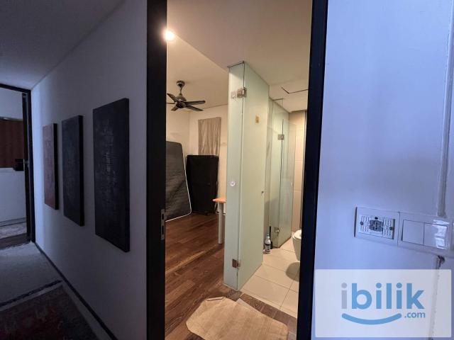 Single middle room private bathroom @ the fennel sentul east lrt sentul / mrt sentul barat / titiwangsa
