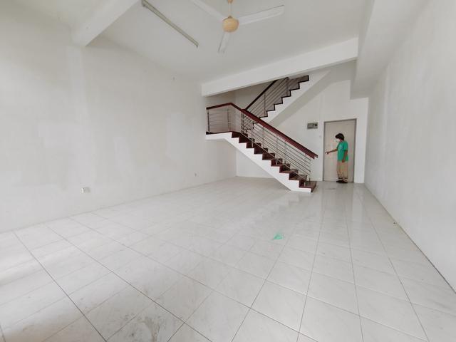 Single Sty Semi Detached At Pantai Jerjak Unfurnish Unit