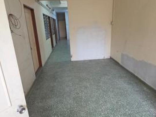 Single Storey at Batu Belah Jalan Meru LRT For Sale Big Land Size