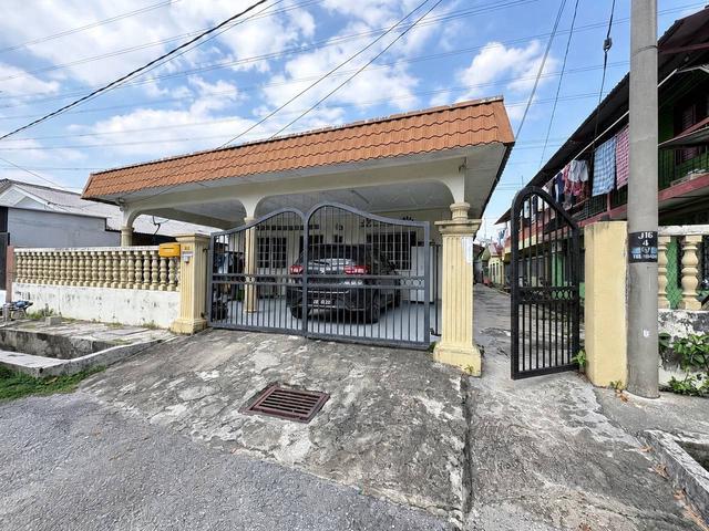 Single Storey Bungalow Batu Caves 7 Bedrooms 3000 sqft Land