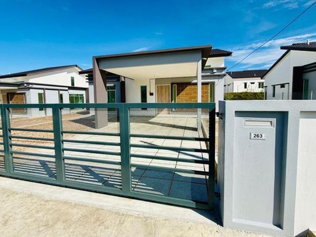 Single Storey Bungalow For Sale