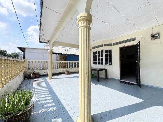 Single Storey Bungalow House Kampung Melayu Batu Caves Selatan