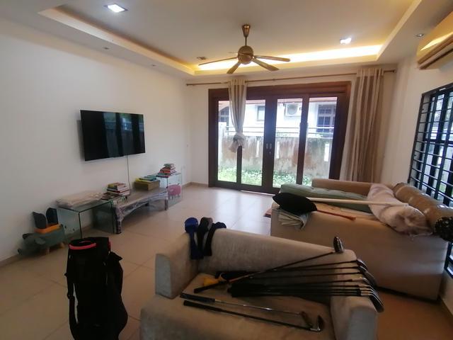 Single Storey Bungalow House Well Kept Below Market