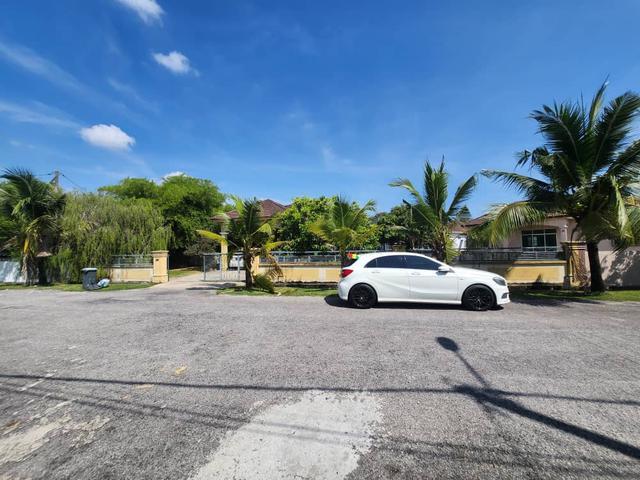 Single Storey Bungalow Taman Simfoni Fully Renovated