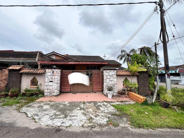 Single Storey Corner Tmn Daya Low Market Full Loan AllRace Can Buy Jb