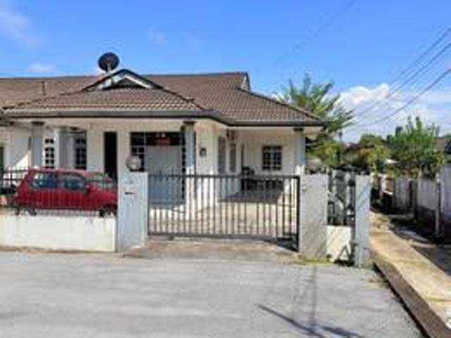 Single Storey Corner For Sale EndLot Lorong Stakan 7th mile