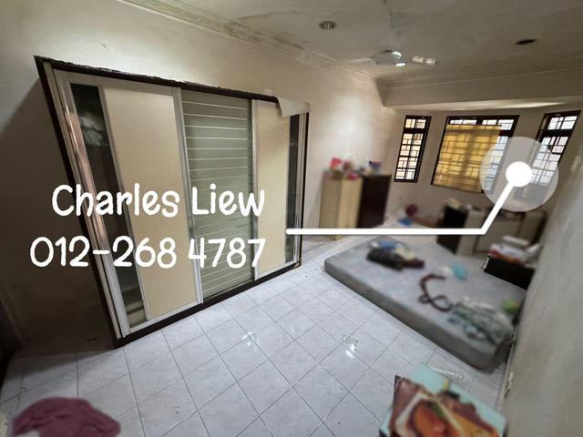 Single storey corner lot in permai 2 for sale