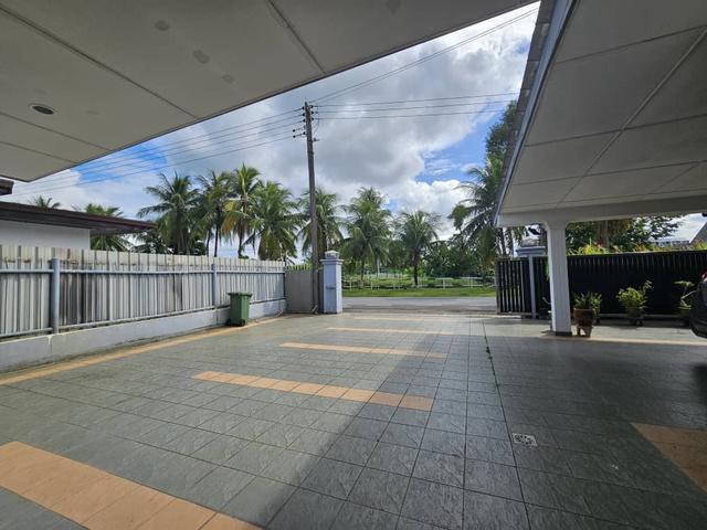 Single Storey Detached House Sunny Hill3rd Mile BIG Land Size