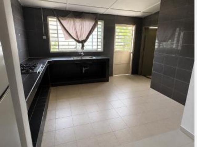 Single Storey End Lot House Kg Jawa Kuantan For Sale