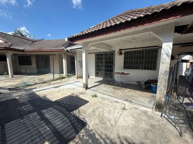 Single Storey End Lot Taman Velox Rawang