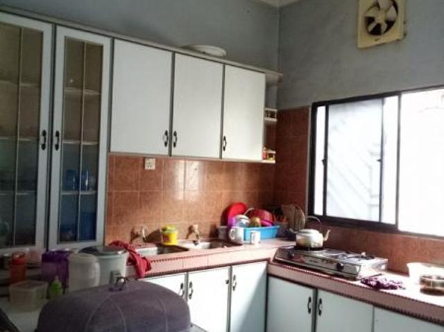 single storey house at taman seri wangi, kapar, klang