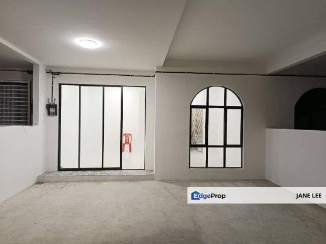 Single Storey House at the lakes batu gajah for rent