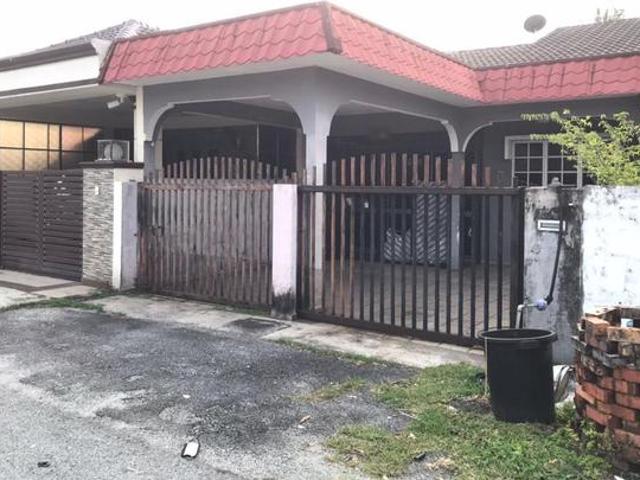 Single Storey House For Sale at Taman Sentosa Klang