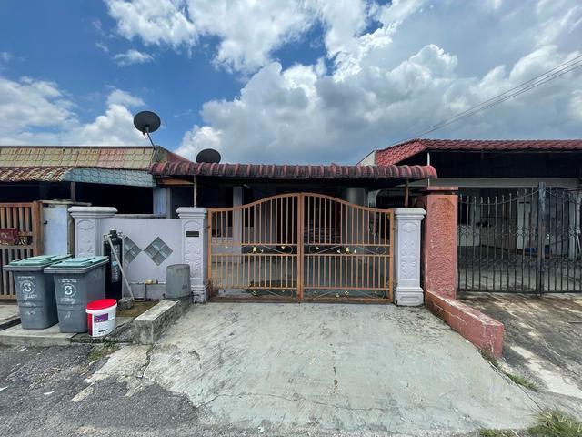 Single Storey House For Sale Jalan Tembaga Merah Taman Sri Skudai JB