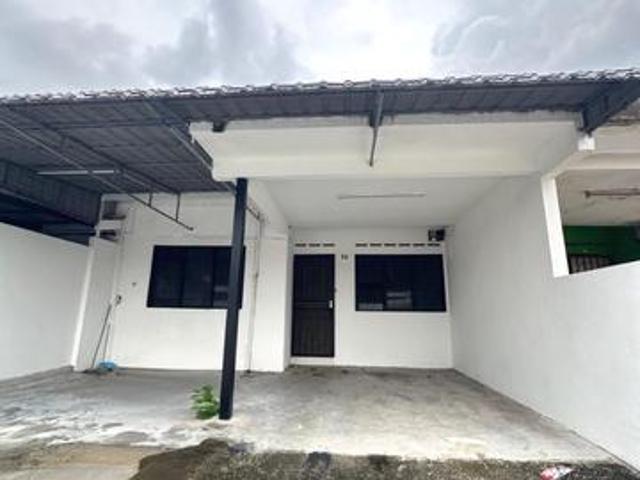 Single Storey House Jalan Dedap Taman Johor Jaya Partial Renovated