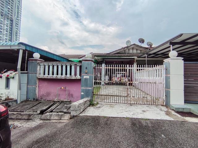 SIN1 Storey Terrace Jalan Tembusu Taman Rinting Masai OPEN FACING