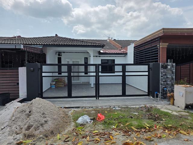 Single Storey House 4 Room For SellTaman Klang Jaya