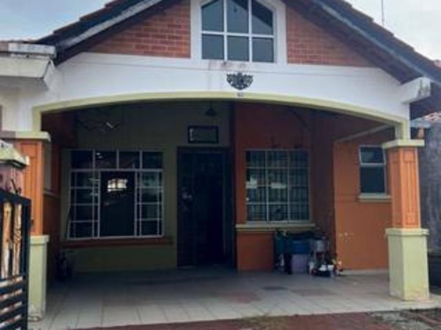 Single Storey Impian Emas 24x80 Gated Guarded Freehold Spacious