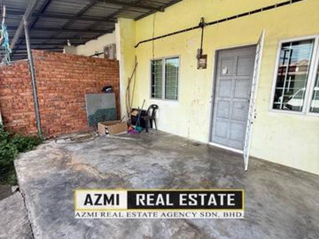Single Storey Intermediate Terrace at Gading Heights Lundu