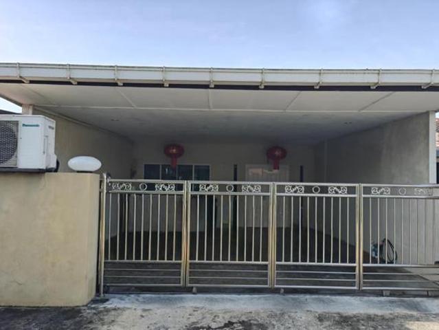 Single Storey Intermediate Terrace at Greenwood 9th Miles Penrissen