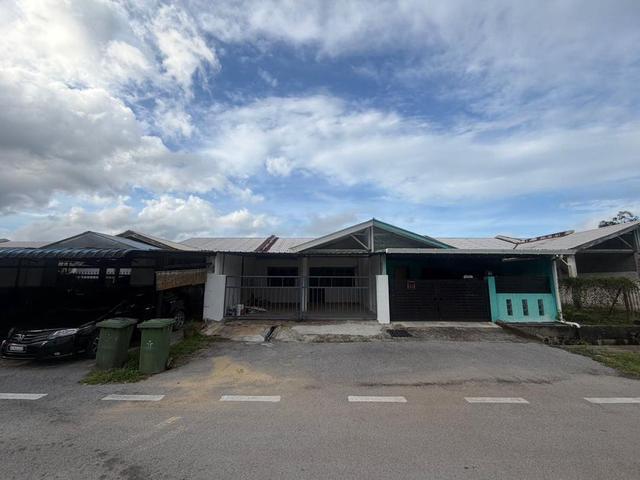 Single Storey Intermediate Terrace at Taman Palma Indah Matang