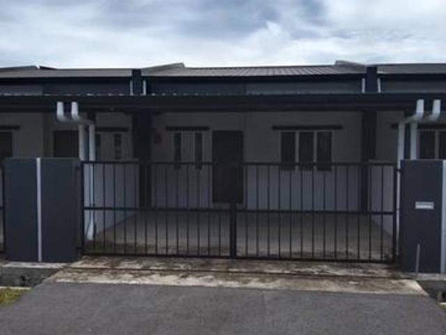 Single Storey Intermediate Terrace House Taman Kozai Bintulu