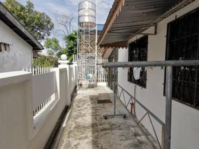 Single Storey Intermediate Corner House HilltopPenampang For Rent