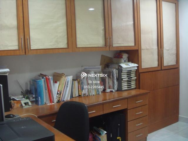 Single Storey Intermediate house For Sale