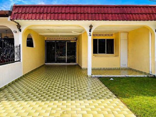 Single Storey Intermediate SS5A Kelana Jaya PJ