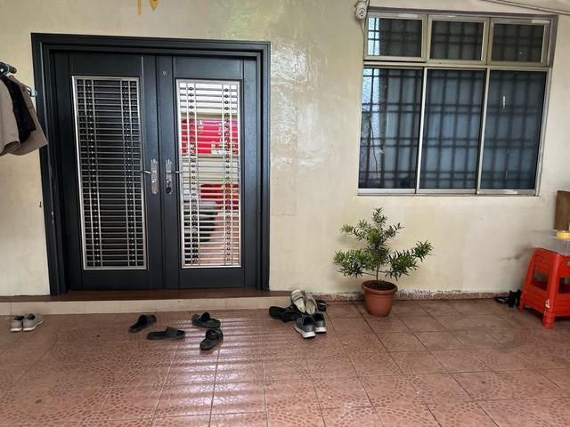 Single storey Jalan merbuk Bandar Putra Indahpura Saleng