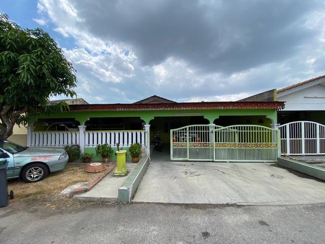 Single Storey Jalan Desa Molek Taman Desa Molek Ayer Molek Melaka