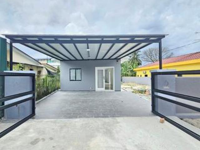 Single Storey Kampung Baru Lima Kedai Jalan Ria Bungalow gelang patah