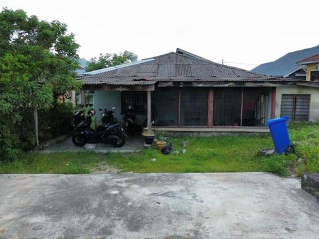 Single Storey Kampung Melayu Subang Seksyen U5 Shah Alam