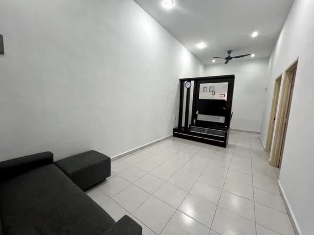 Single Storey Partially Furnished house at Tmn Perwira Indah