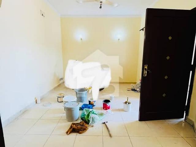 Single Storey Safari Home With Beautiful Lawan Available For Rent