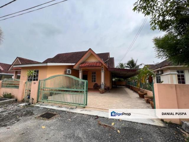 Single Storey SEMI D Taman Pantai Putra, Sepang FOR