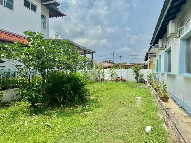 Single Storey Semi D Tmn Seaview Ujong Pasir