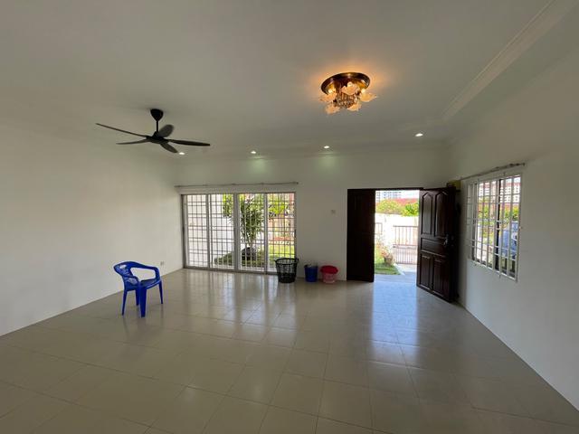 Single Storey Semi D Chee Seng Garden Garden